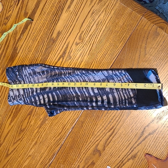 Under Armour Compression Pants - Picture 6 of 8